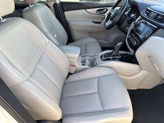 Used 2020 Nissan Rogue Sport SL w/ Premium Package image 36