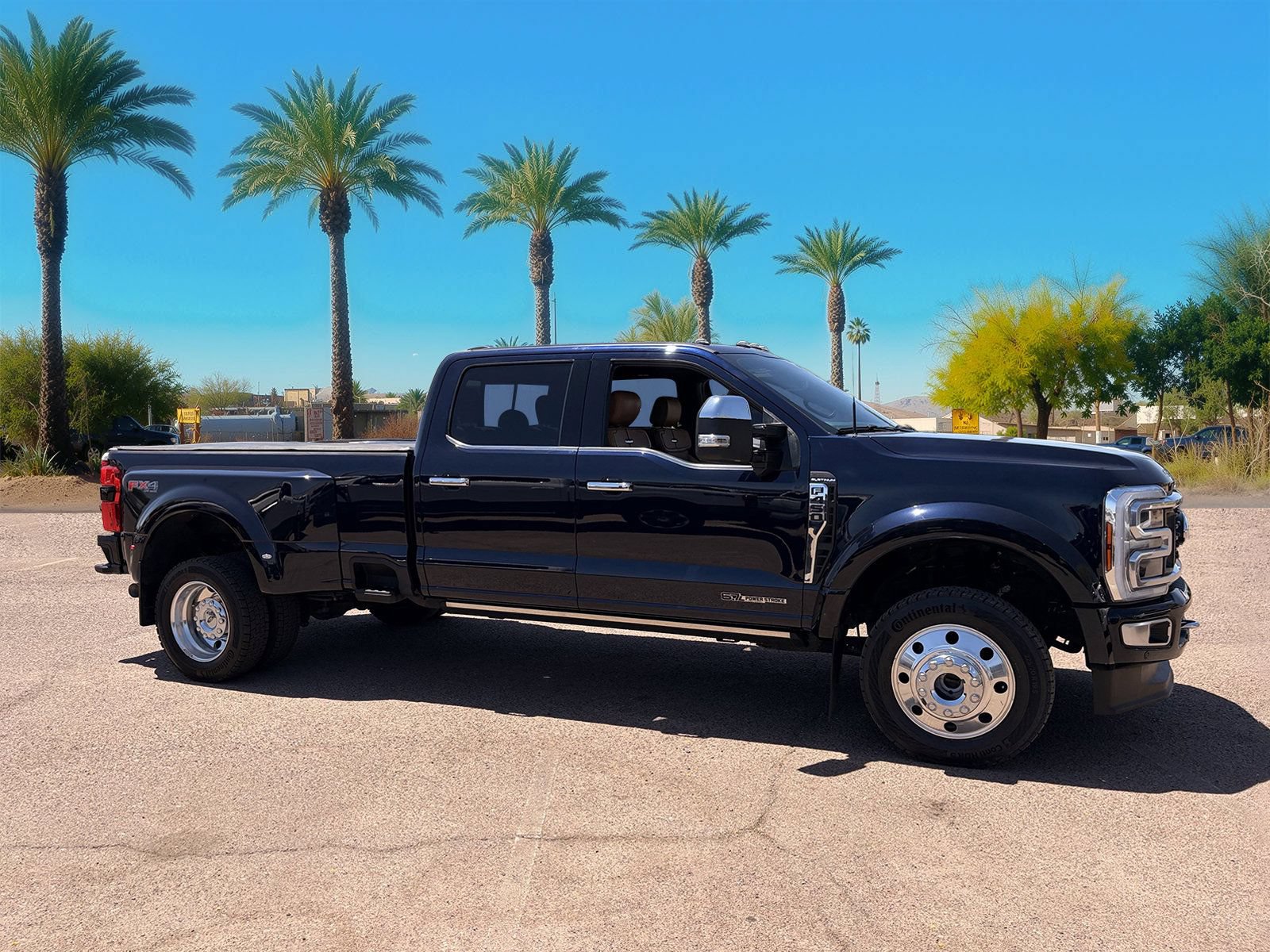 Certified 2024 Ford F450 Platinum w/ FX4 Off-Road Package AWD/4WD image 7