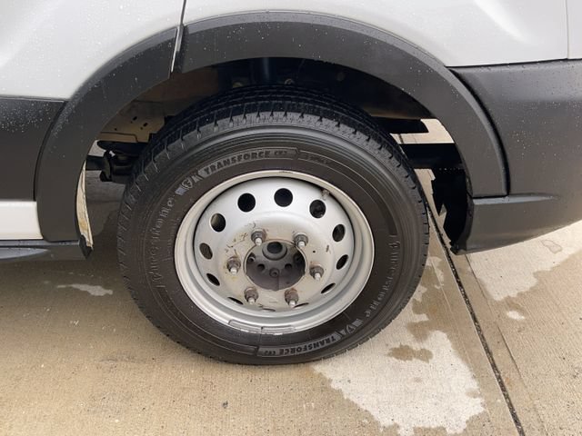 Certified 2022 Ford Transit 350 DRW RWD image 9