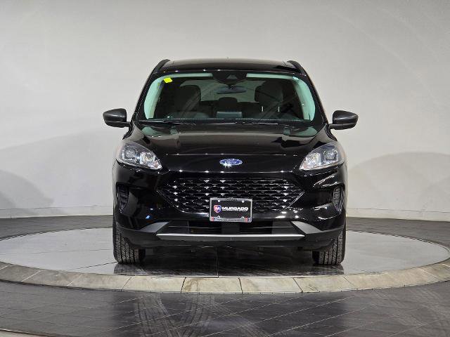 Certified 2022 Ford Escape SE w/ Cold Weather Package image 3