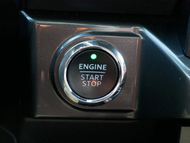 Certified 2022 Ford F150 XLT w/ Equipment Group 302A High image 23