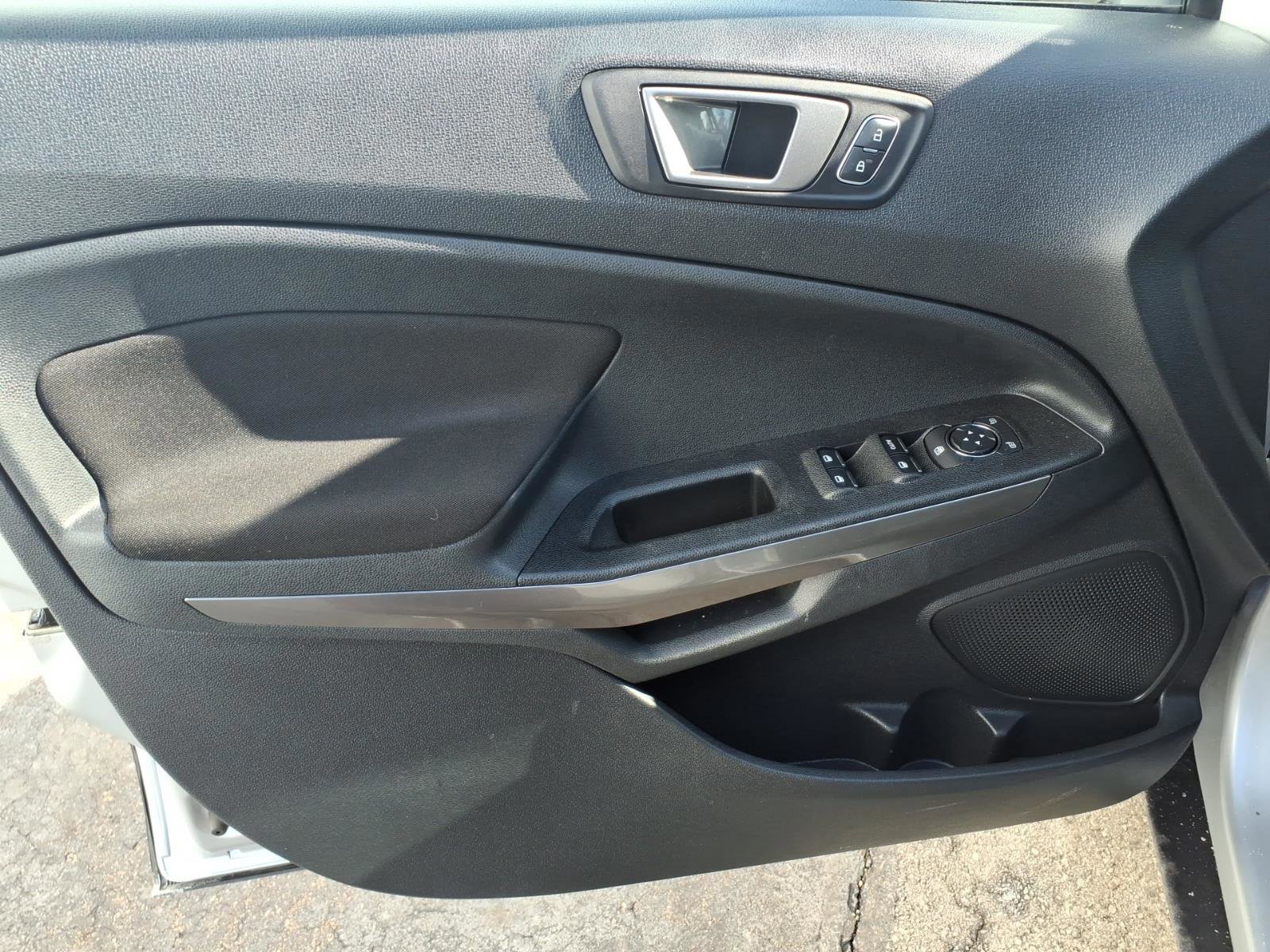 Certified 2022 Ford EcoSport SE w/ SE Convenience Package image 11