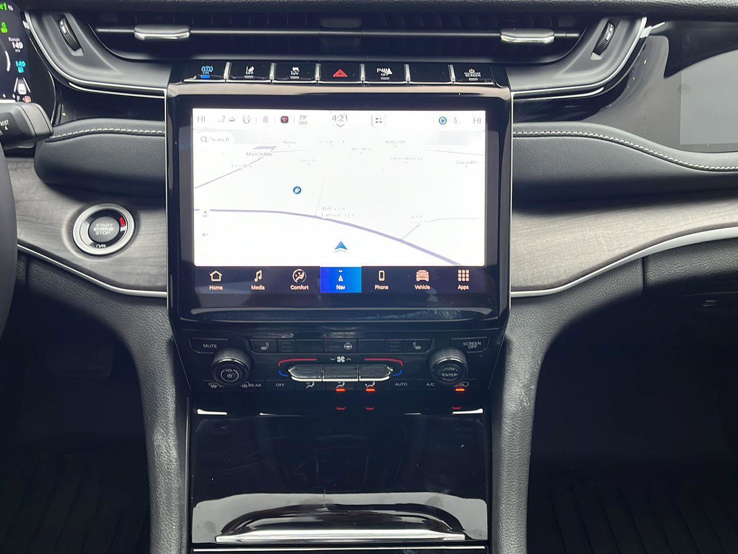 Used 2024 Jeep Grand Cherokee Limited 4xe image 23