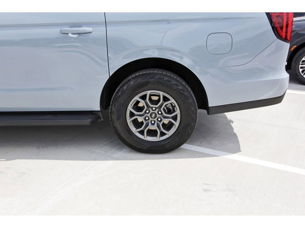 Certified 2025 Ford Expedition Max Active image 24