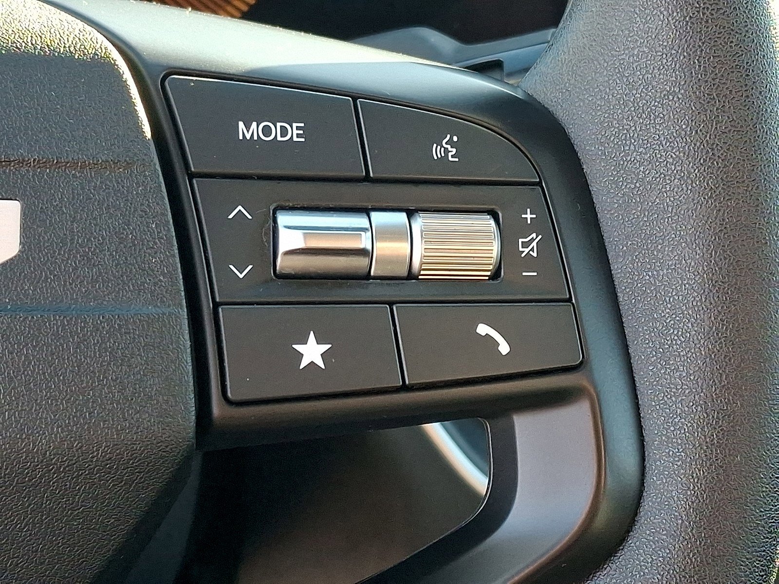 Used 2025 Kia K4 LXS image 20