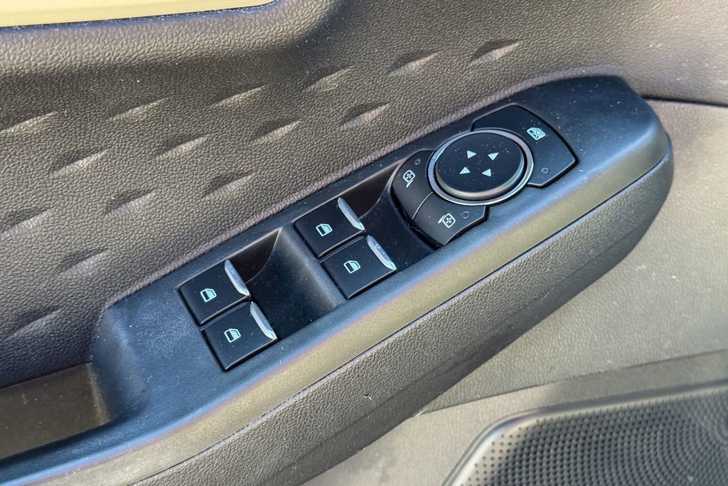 Certified 2020 Ford Escape SE image 24