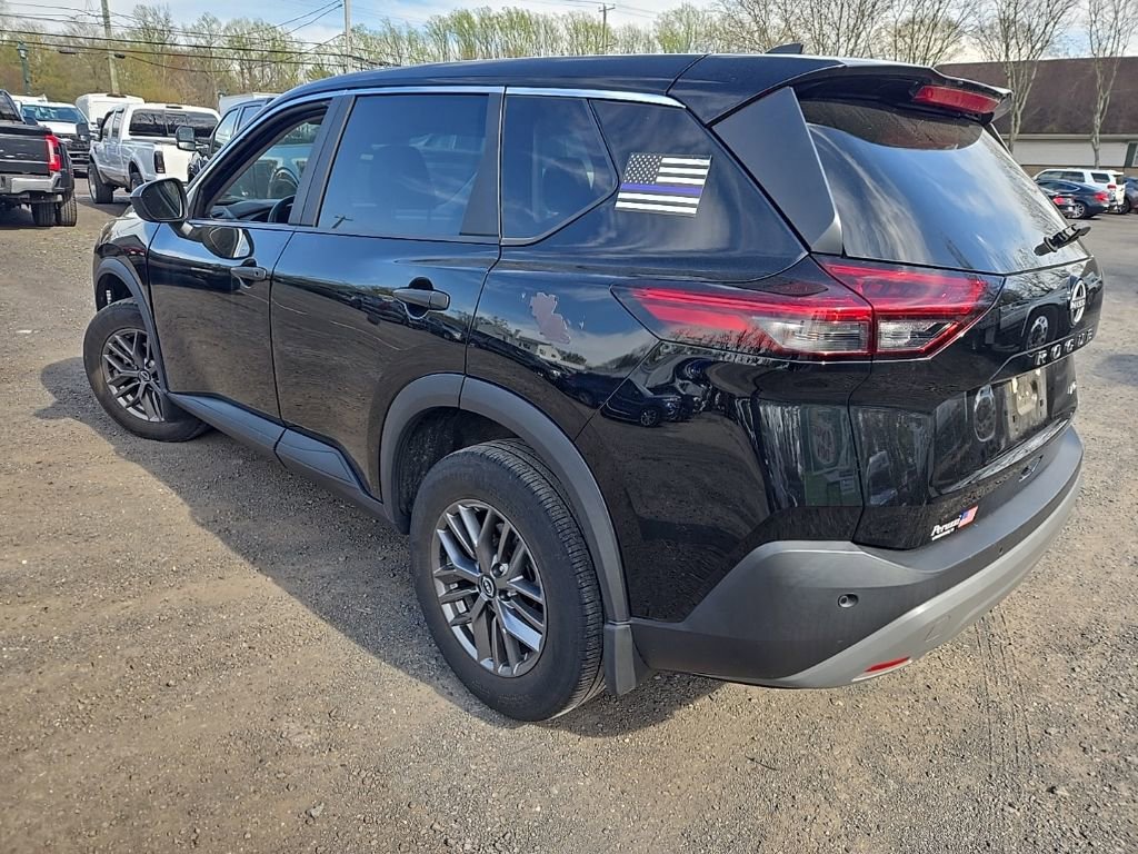 Used 2023 Nissan Rogue S AWD/4WD image 4