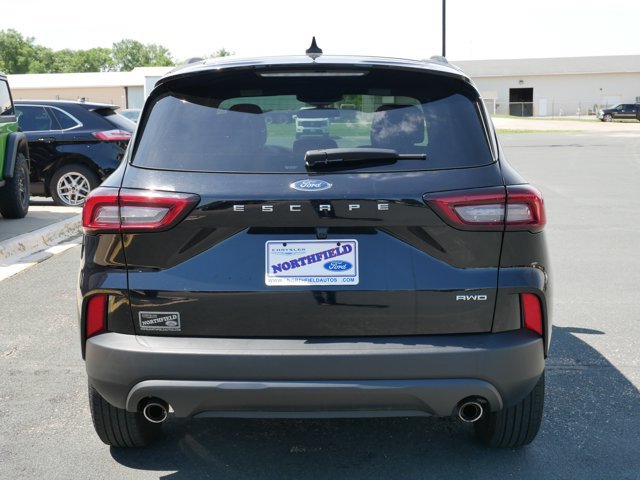 Certified 2025 Ford Escape ST-Line AWD/4WD image 7