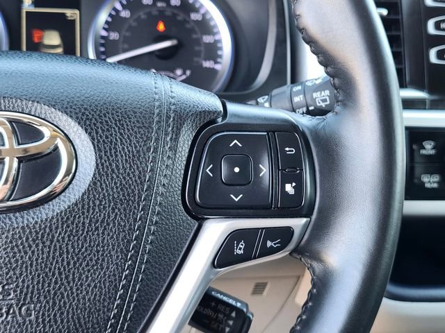 Used 2019 Toyota Highlander XLE image 33