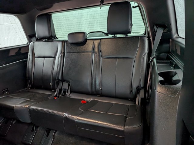 Certified 2020 Ford Expedition XLT w/ Equipment Group 202A AWD/4WD image 18