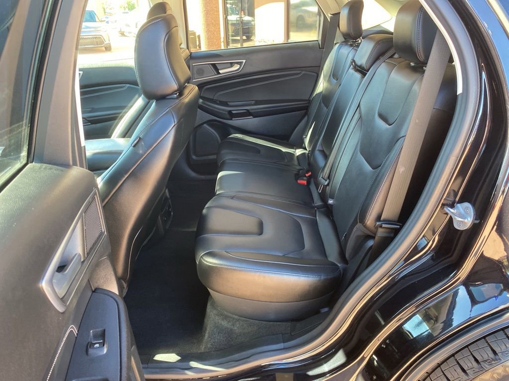 Certified 2022 Ford Edge Titanium AWD/4WD image 16