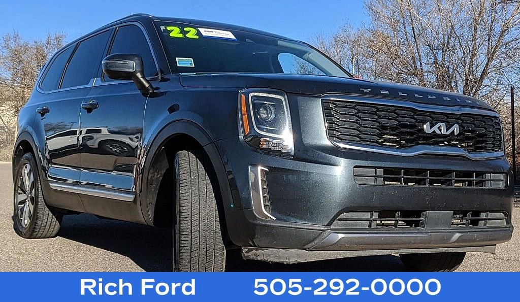 Used 2022 Kia Telluride S image 24