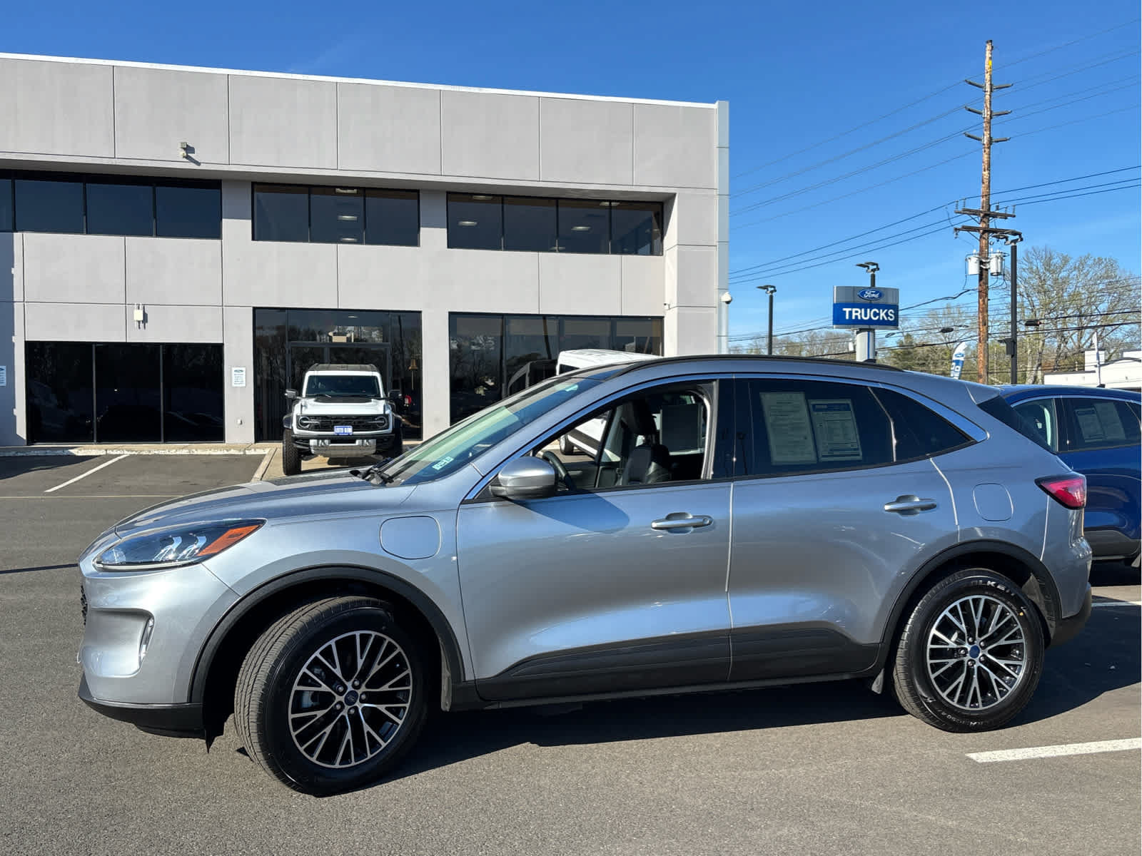 Certified 2022 Ford Escape SEL w/ Technology Package FWD image 13