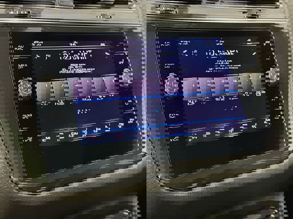 Used 2021 Volkswagen Tiguan SEL Premium R-Line w/ 3rd Row Seat Package image 20