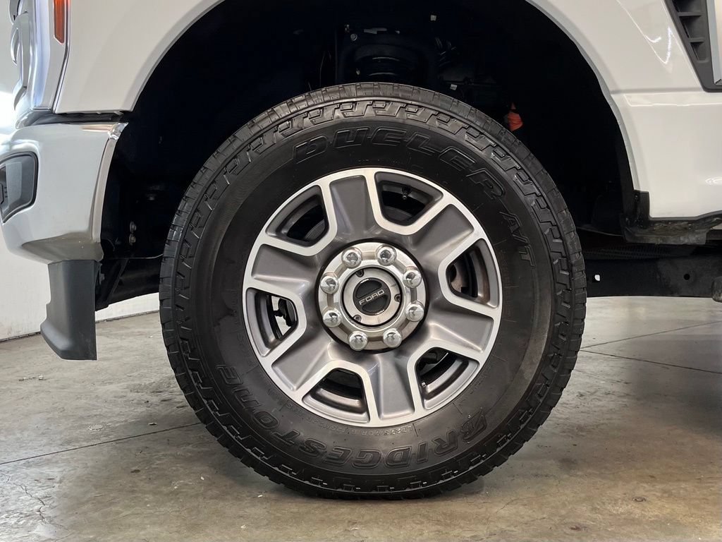 Certified 2025 Ford F350 Lariat w/ Camper Package AWD/4WD image 16
