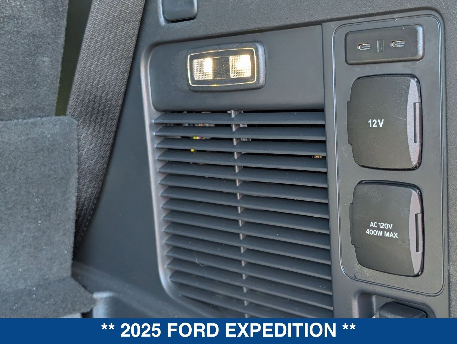 Certified 2025 Ford Expedition Active image 16