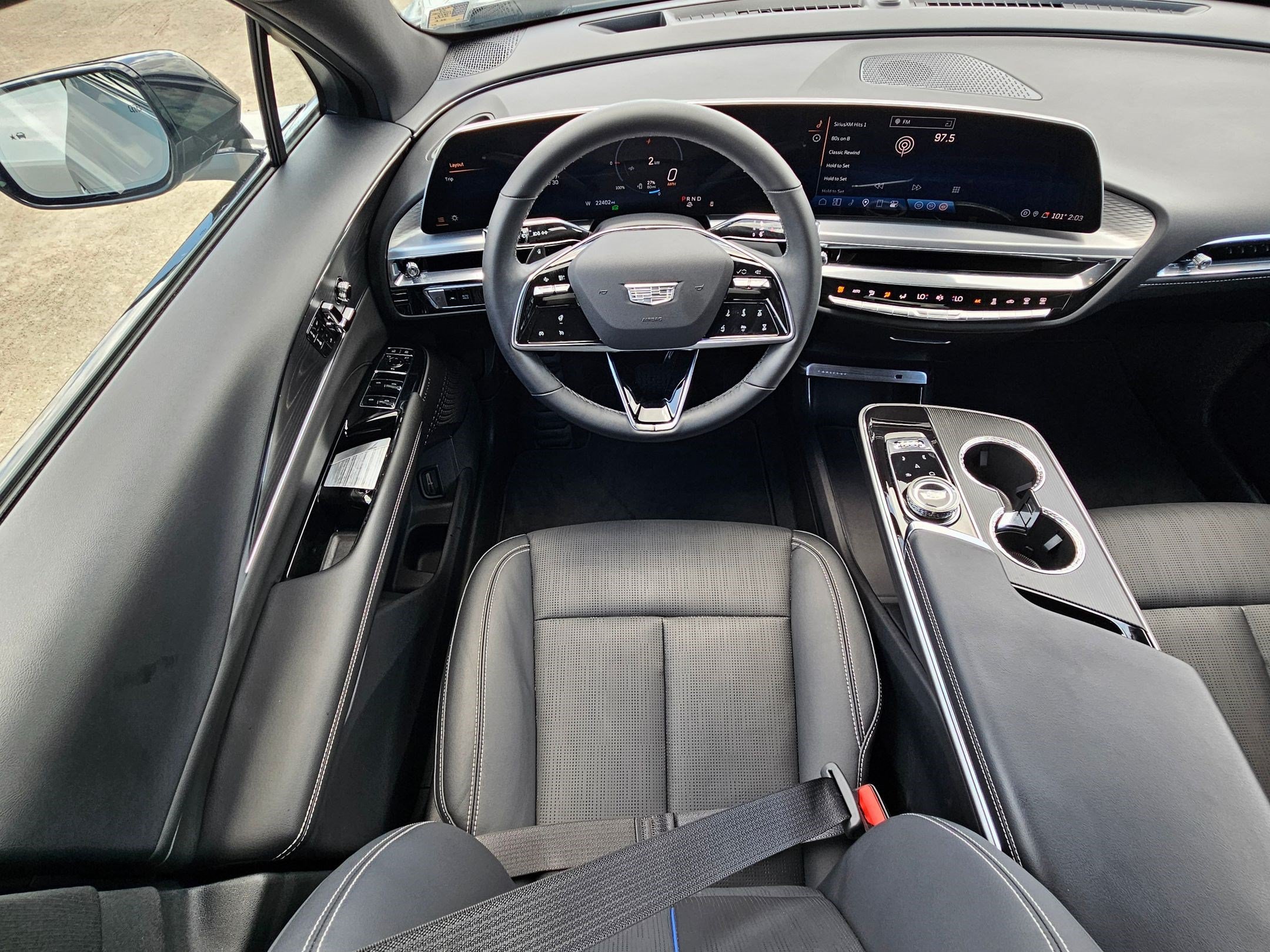 Used 2024 Cadillac Lyriq Sport RWD image 28