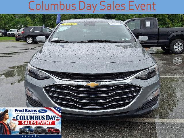Used 2025 Chevrolet Malibu LT FWD image 3