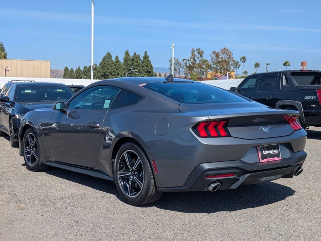 Certified 2025 Ford Mustang Coupe image 8