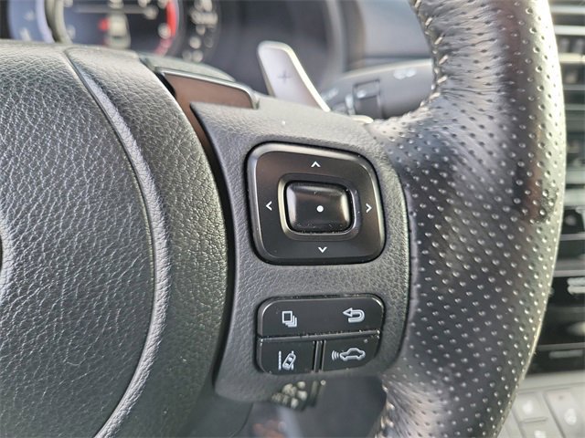 Used 2023 Lexus IS 500 image 12