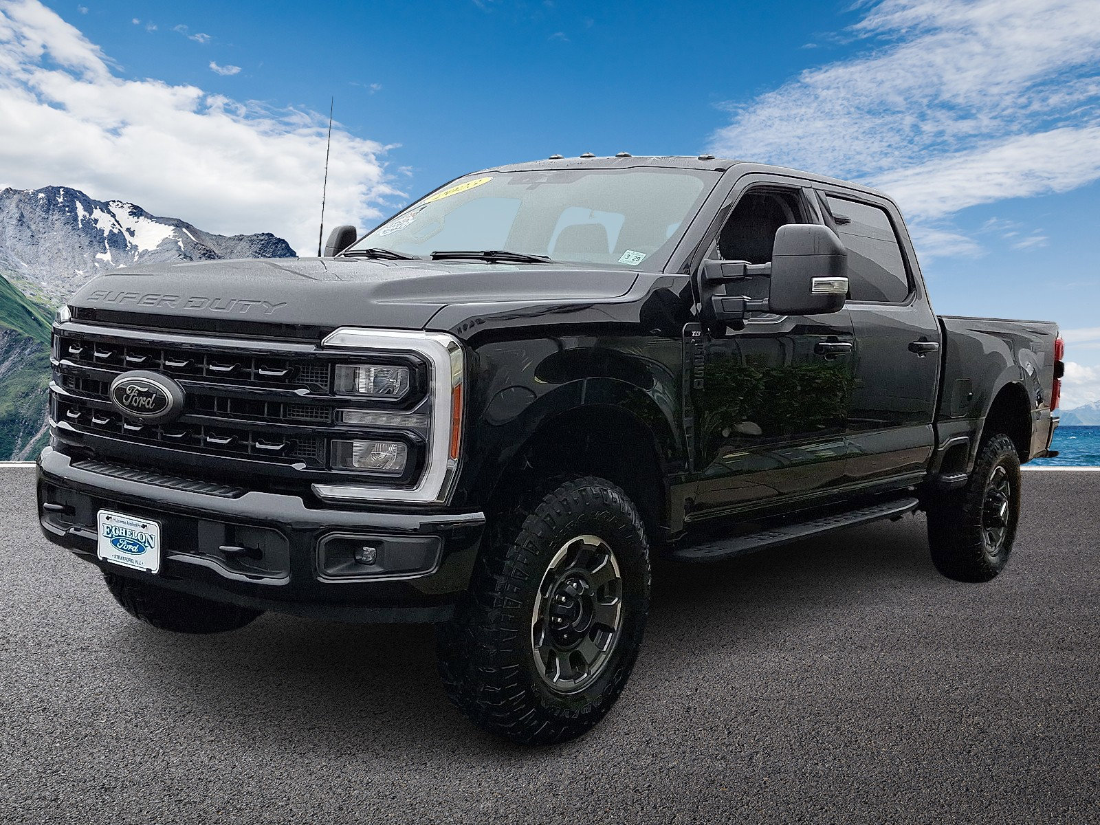 Certified 2023 Ford F250 XLT w/ Black Appearance Package image 3