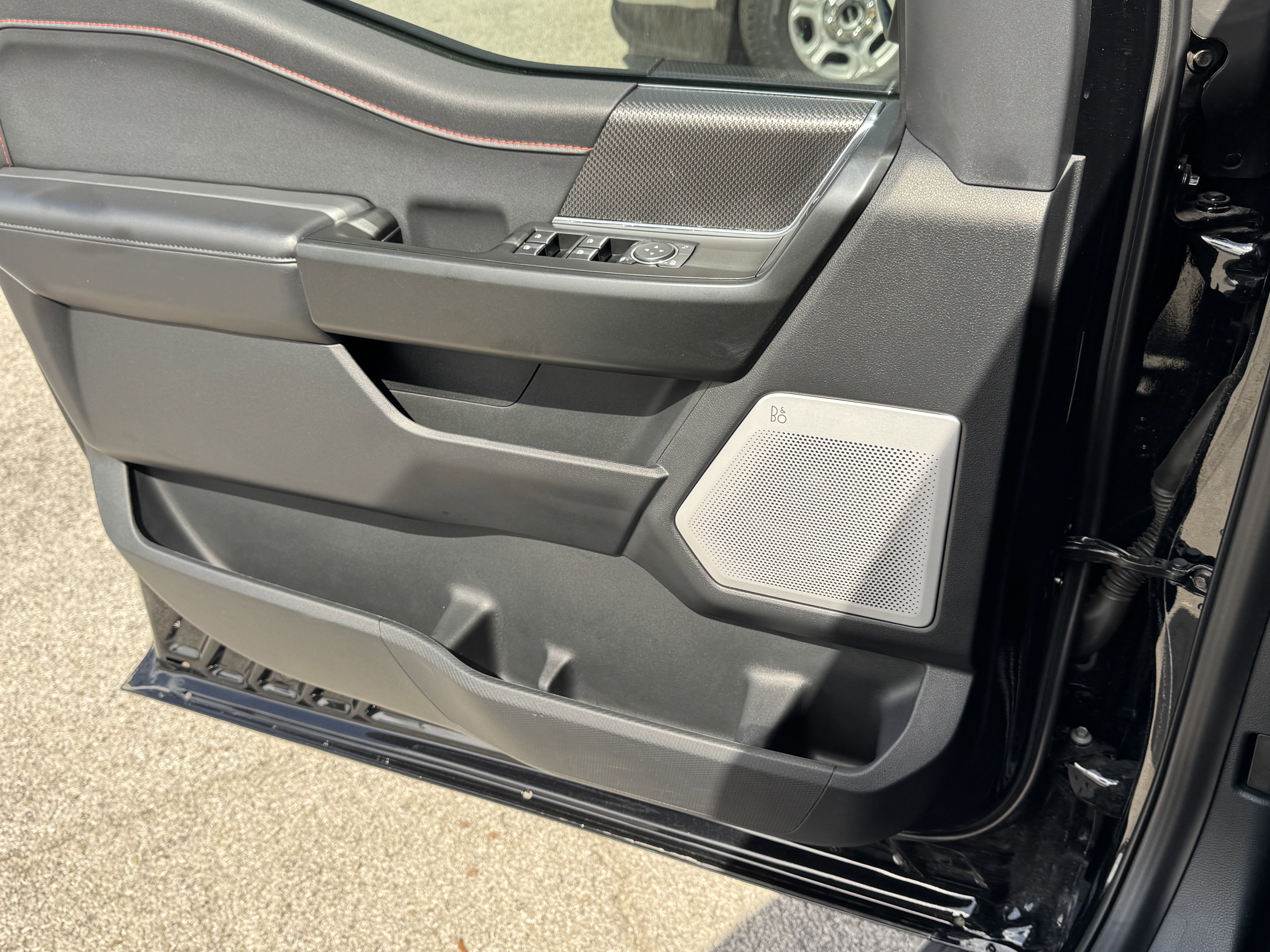 Certified 2025 Ford F150 Raptor image 27