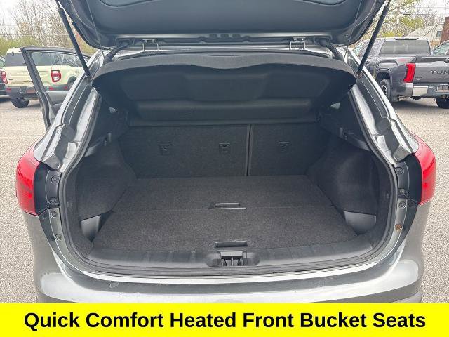 Used 2017 Nissan Rogue Sport SV w/ SV All-Weather Package AWD/4WD image 17