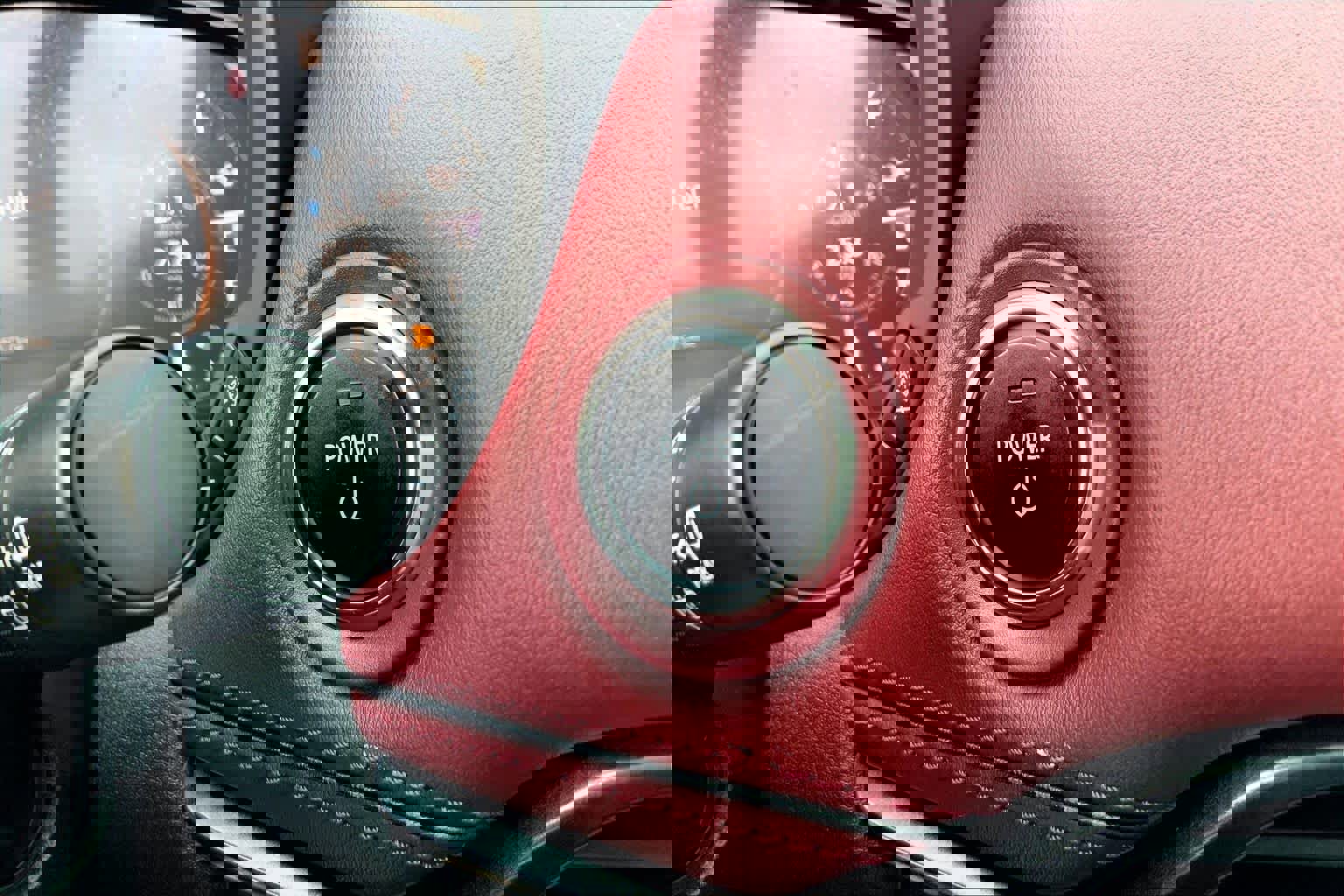 Used 2025 MAZDA CX-70 Plug-In Hybrid w/ Premium Plus image 32