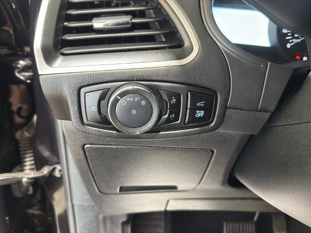 Certified 2024 Ford Edge SEL w/ Convenience Package AWD/4WD image 12