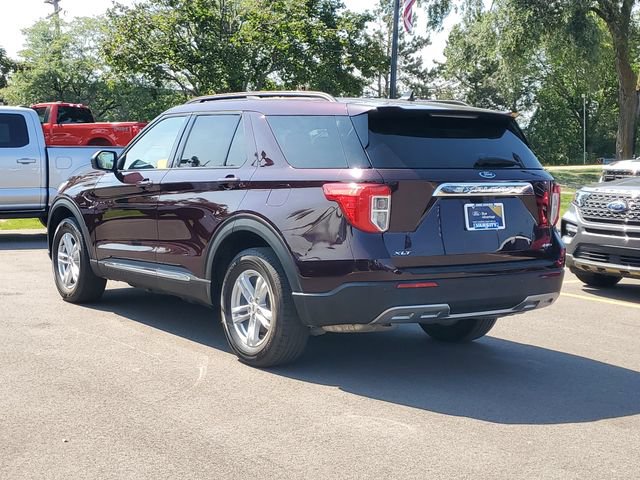 Certified 2023 Ford Explorer XLT w/ Equipment Group 202A AWD/4WD image 3