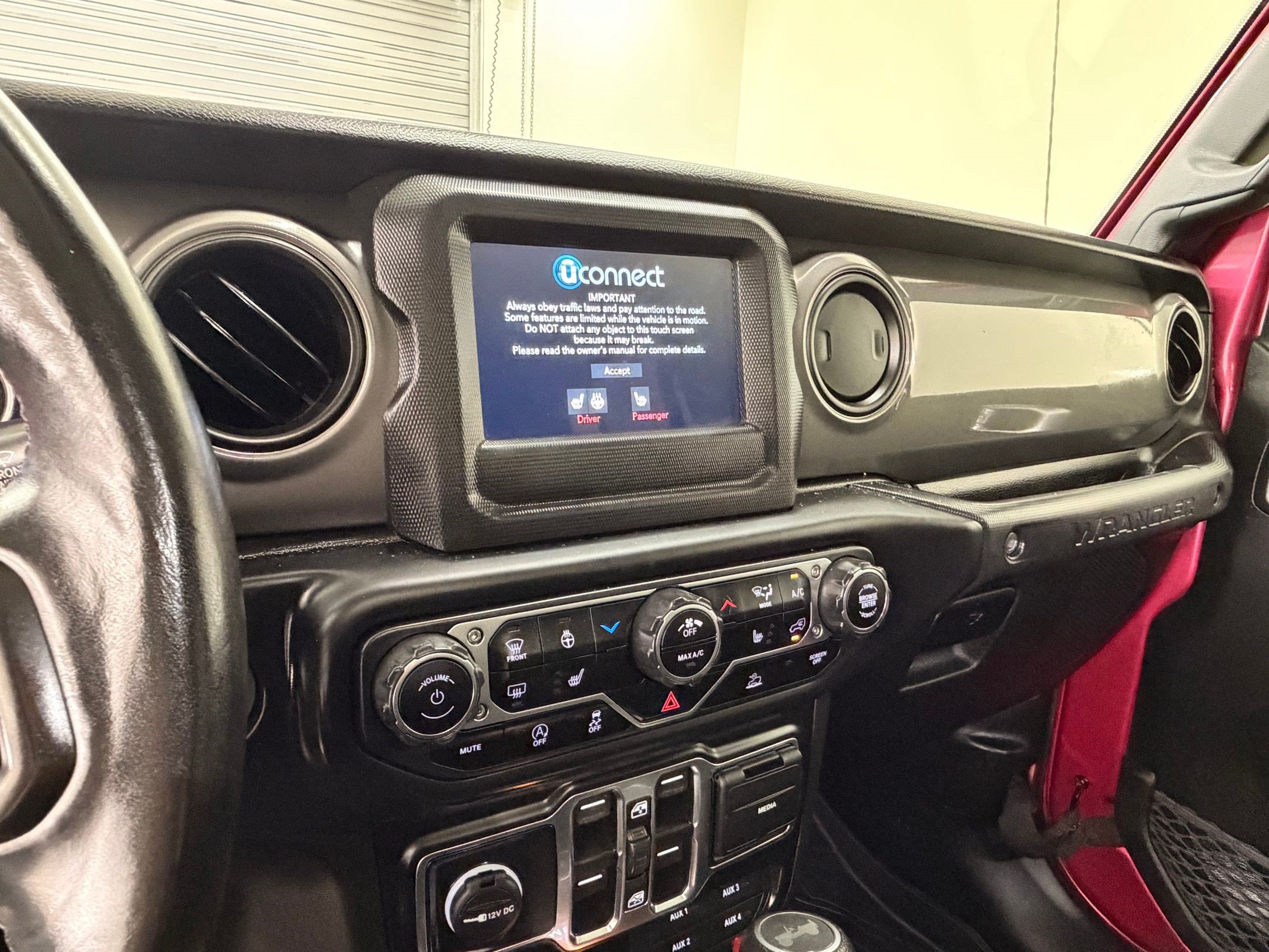 Used 2022 Jeep Wrangler Unlimited Sport AWD/4WD image 24