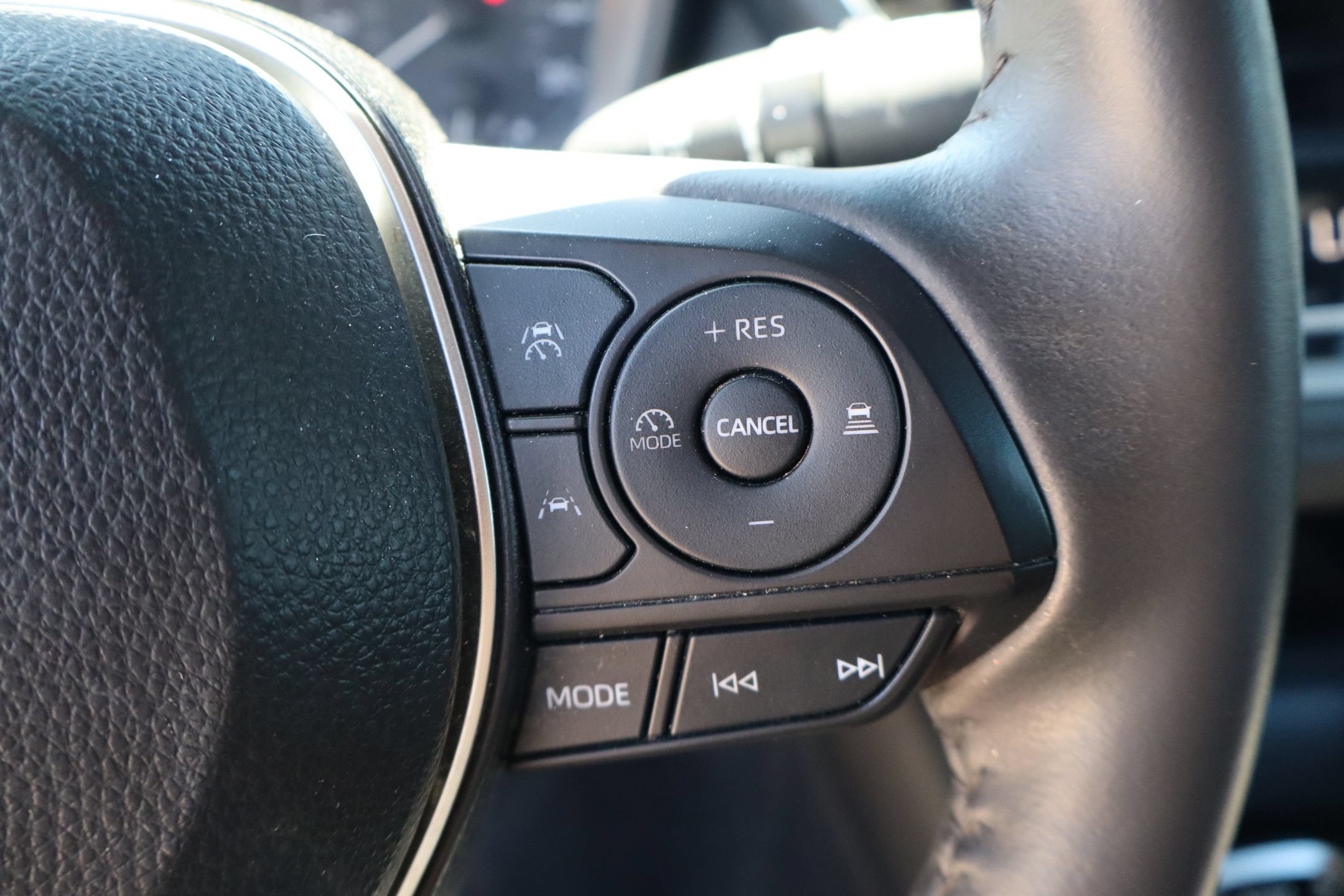 Used 2024 Toyota Corolla SE FWD image 16