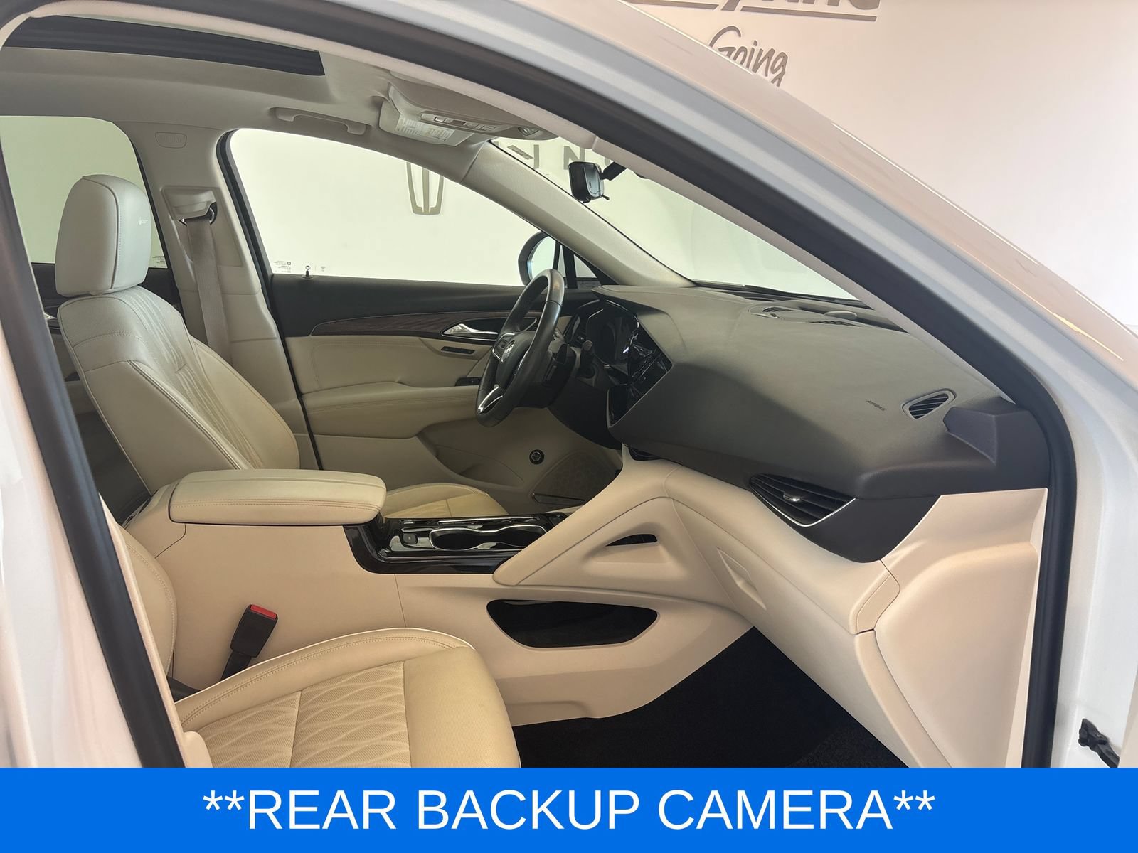 Used 2021 Buick Envision Avenir w/ Technology Package II FWD image 9