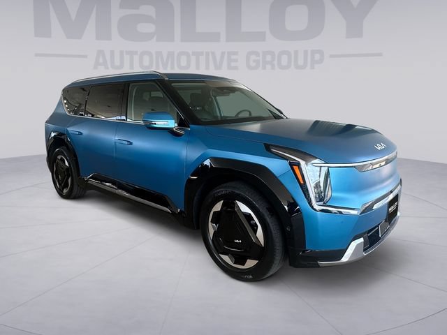 Used 2024 Kia EV9 Land AWD/4WD image 7