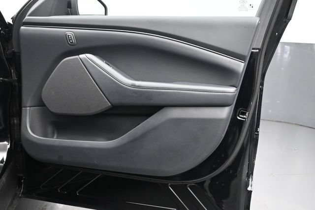 Certified 2025 Ford Mustang Mach-E Select w/ Comfort Package Lite AWD/4WD image 31