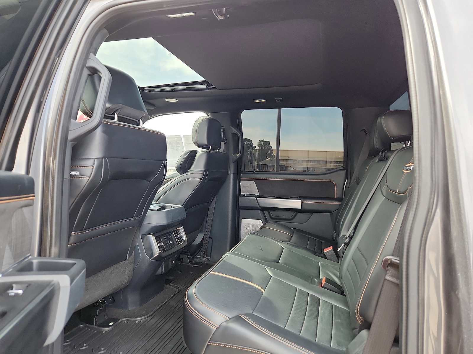 Certified 2024 Ford F350 Platinum image 9