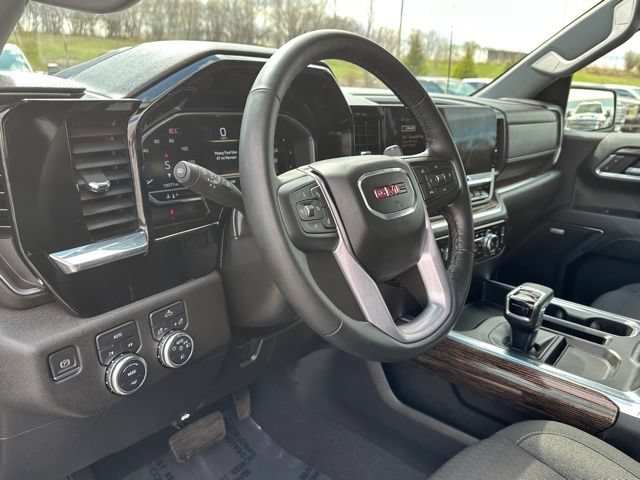 Used 2024 GMC Sierra 1500 Elevation w/ Preferred Package AWD/4WD image 19