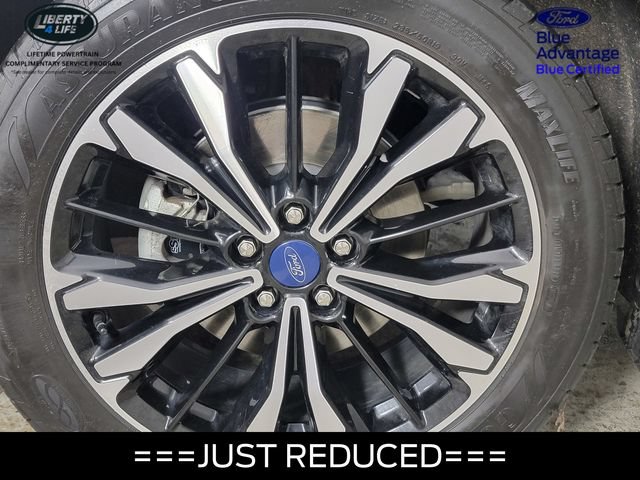 Certified 2022 Ford Escape SEL w/ SEL Stealth AWD Package image 10