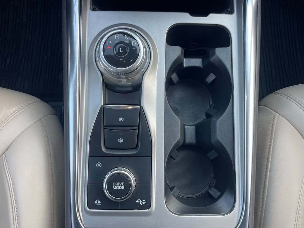 Certified 2022 Ford Explorer Platinum w/ Equipment Group 601A image 17