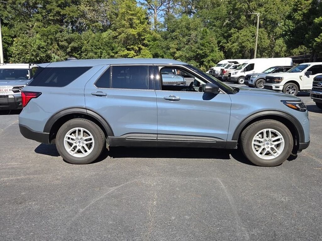Certified 2026 Ford Explorer Active RWD image 16
