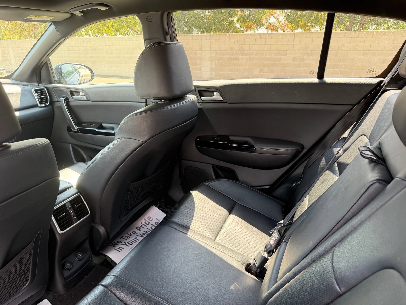 Used 2022 Kia Sportage Nightfall Edition w/ Nightfall Fwd Premium Package image 13