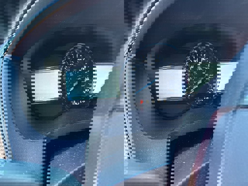 Certified 2018 Ford Explorer XLT w/ Equipment Group 202A image 15