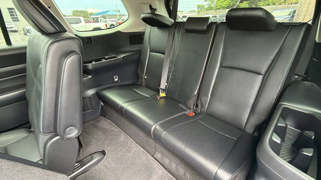 Used 2024 Toyota Grand Highlander AWD image 27