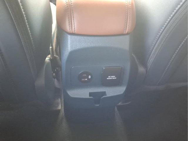 Certified 2023 Ford Maverick Lariat w/ Lariat Luxury Package AWD/4WD image 16
