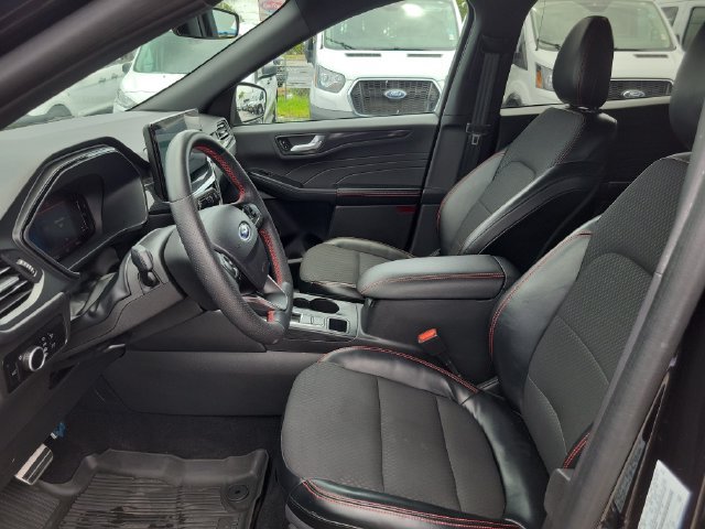 Certified 2023 Ford Escape ST-Line w/ Tech Pack #1 AWD/4WD image 20