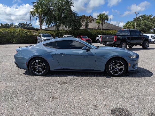 Certified 2024 Ford Mustang Coupe RWD image 3
