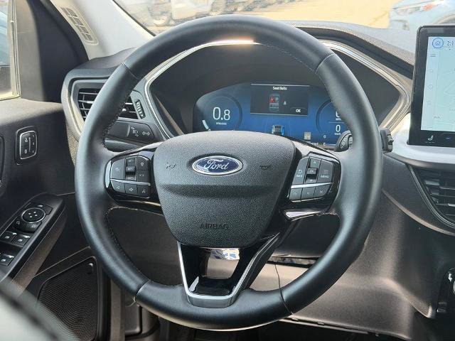 Certified 2025 Ford Escape Platinum AWD/4WD image 18