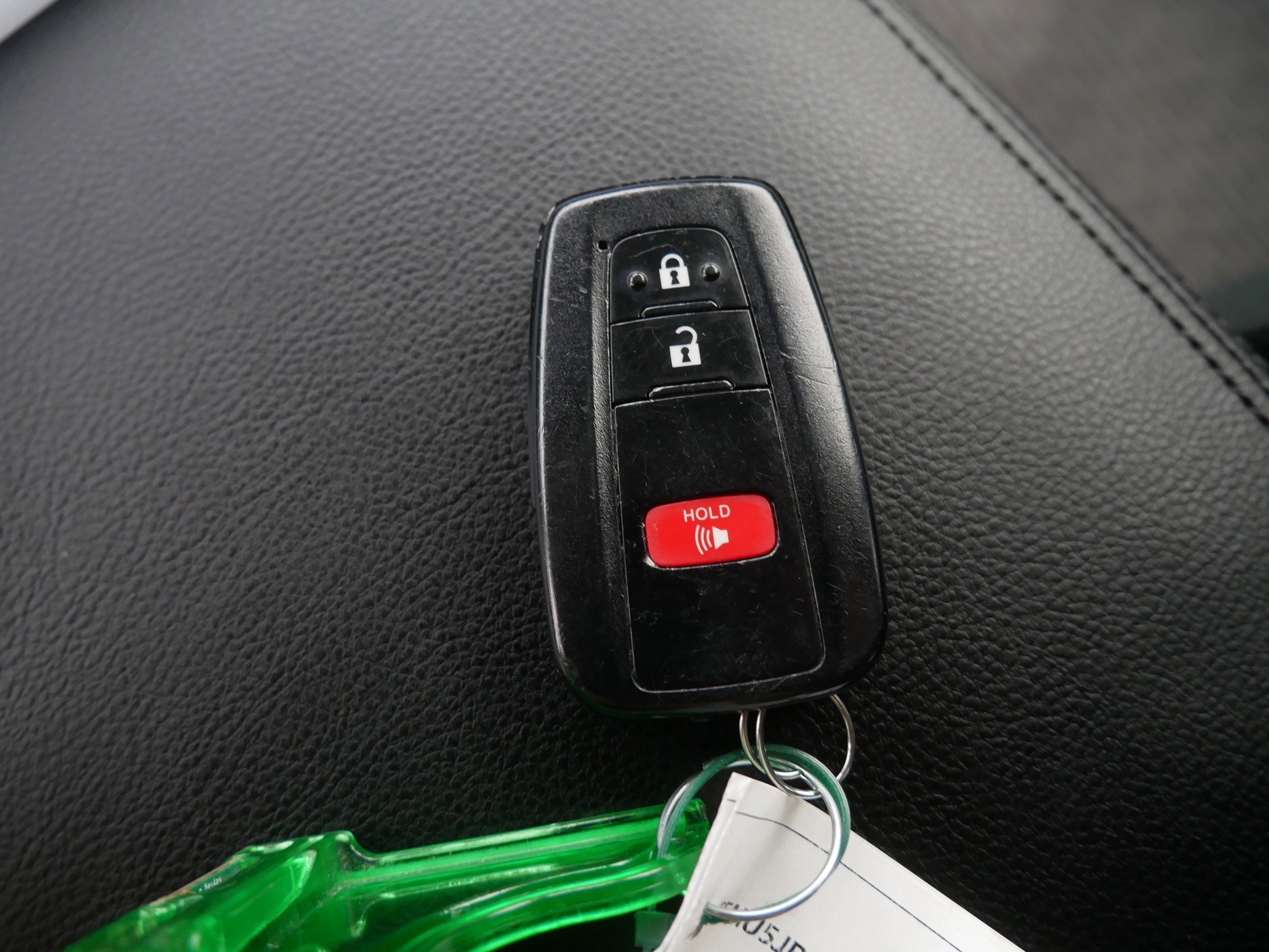 Used 2022 Toyota 4Runner SR5 AWD/4WD image 33