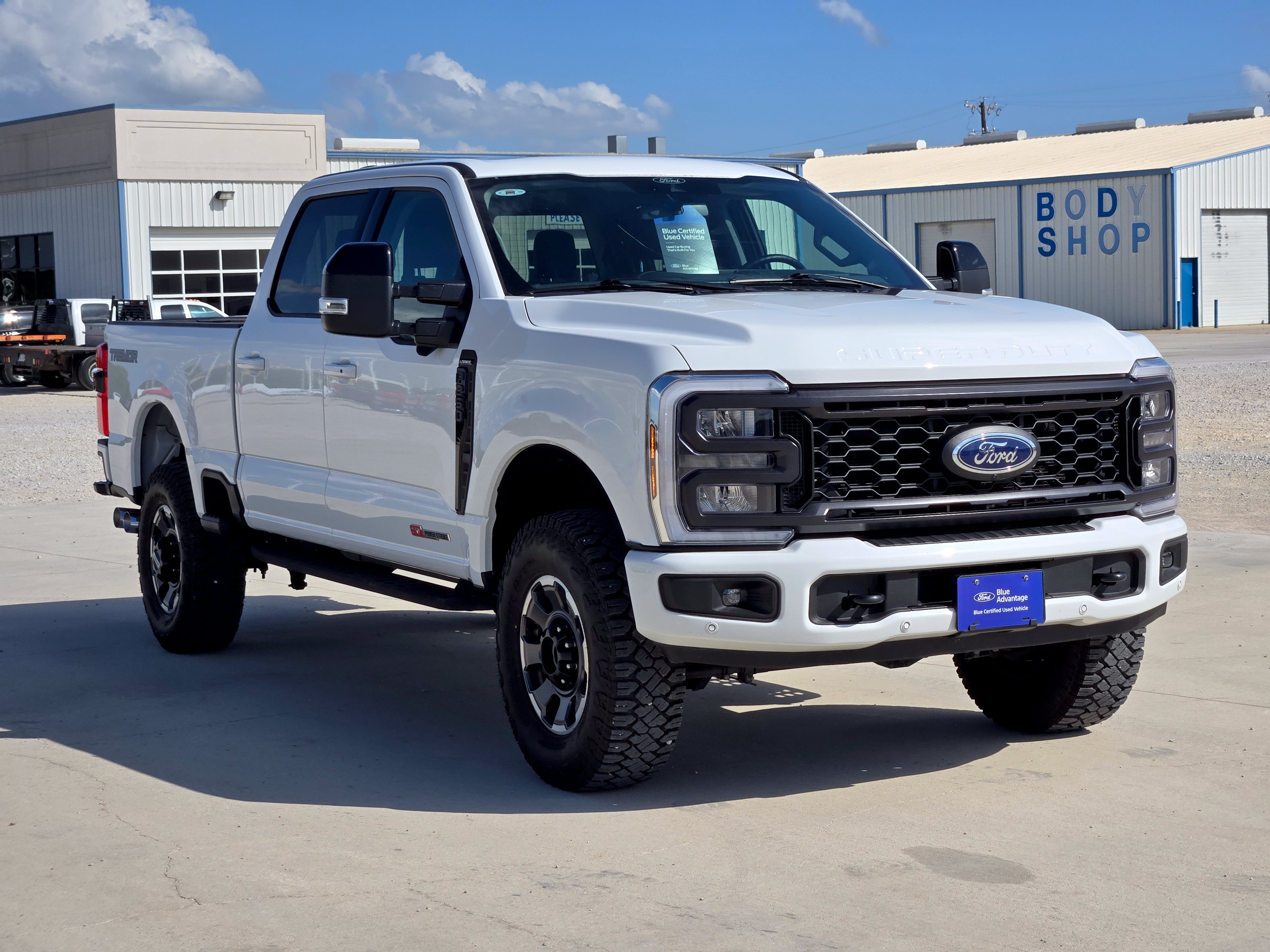 Certified 2024 Ford F250 Lariat w/ Lariat Ultimate Package AWD/4WD image 3
