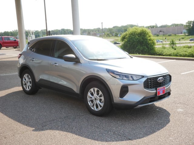 Certified 2023 Ford Escape Active AWD/4WD image 3